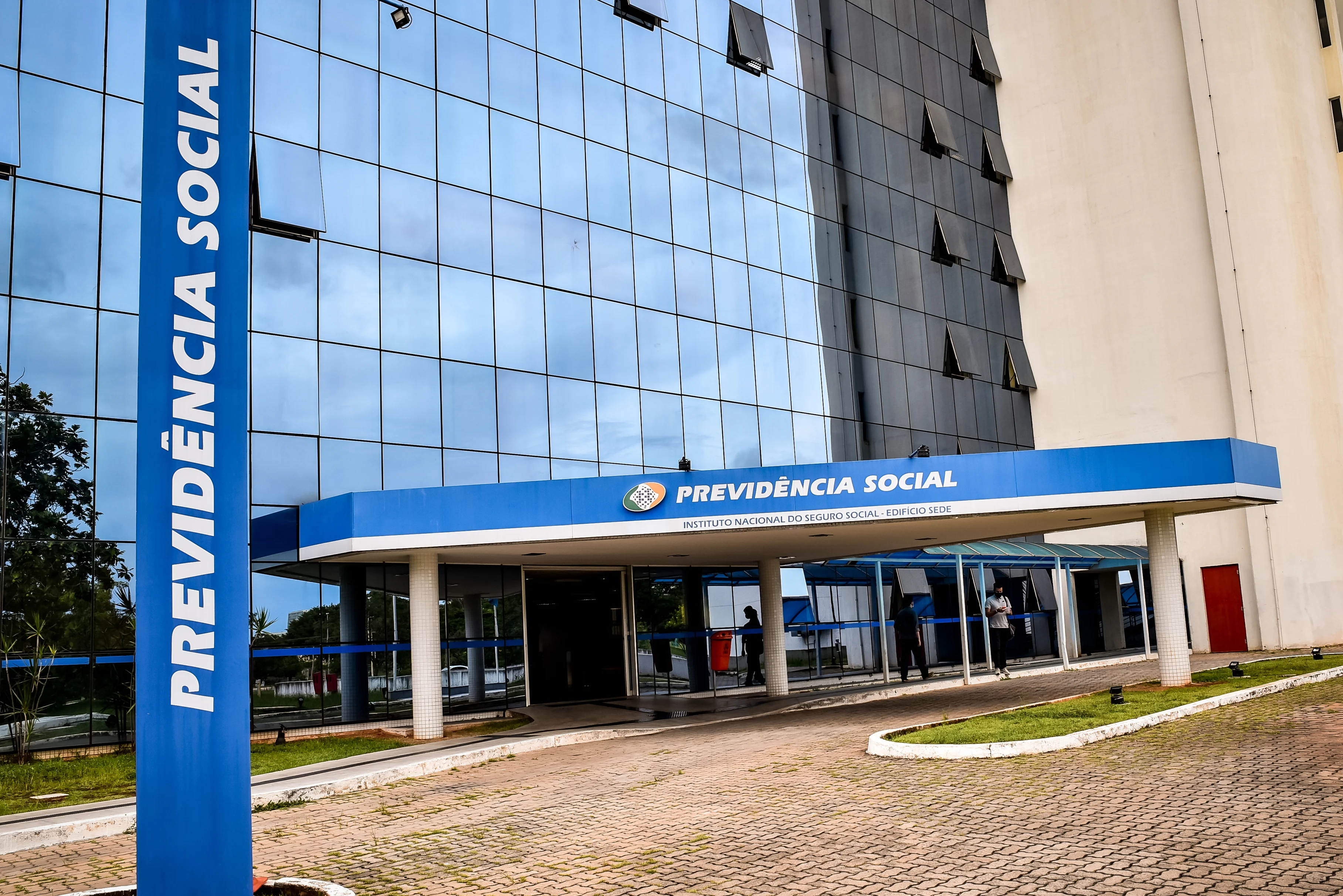 Fachada de uma agência do INSS